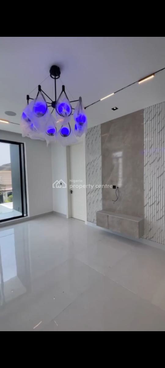 5 Bedrooms Fully Detached House, Lekki Phase 1, Lekki, Lagos, Detached Duplex for Sale