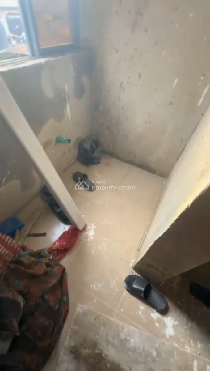 Brand New Specious Miniflat Alesh, Onipanu, Fadeyi, Shomolu, Lagos, Mini Flat (room and Parlour) for Rent