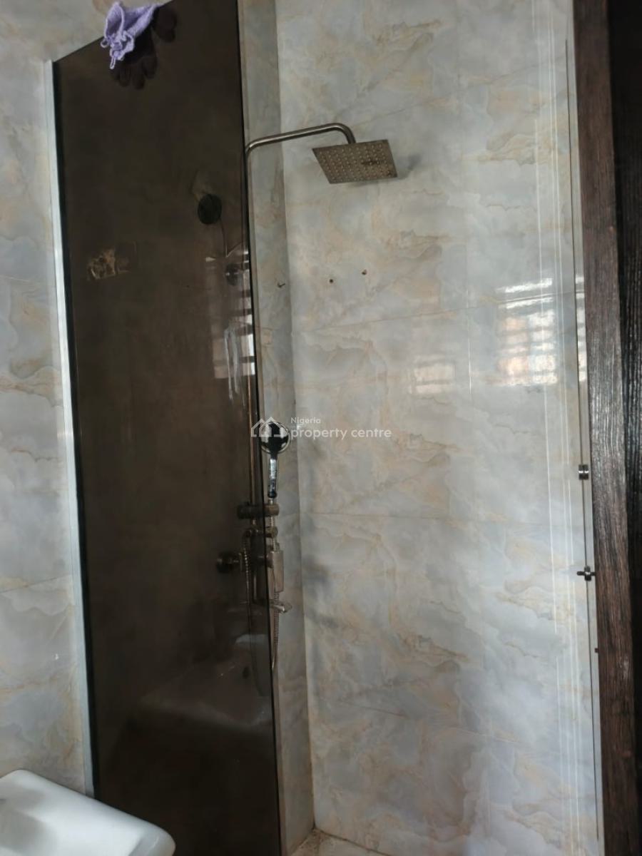 Nice and Standard Self Con, Serene and Secure Estate Agungi, Agungi, Lekki, Lagos, Self Contain (single Rooms) for Rent