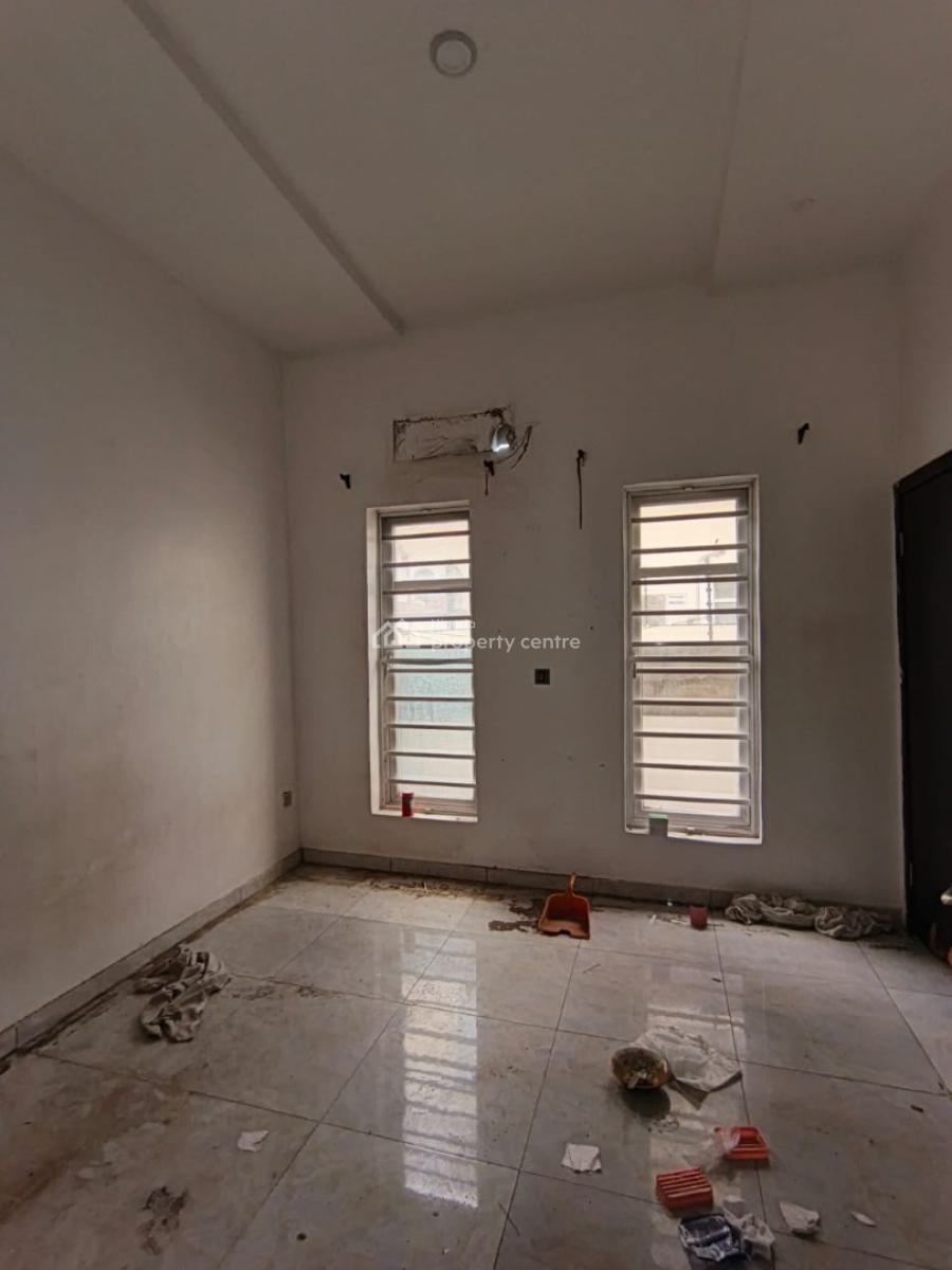 Nice and Standard Self Con, Serene and Secure Estate Agungi, Agungi, Lekki, Lagos, Self Contain (single Rooms) for Rent