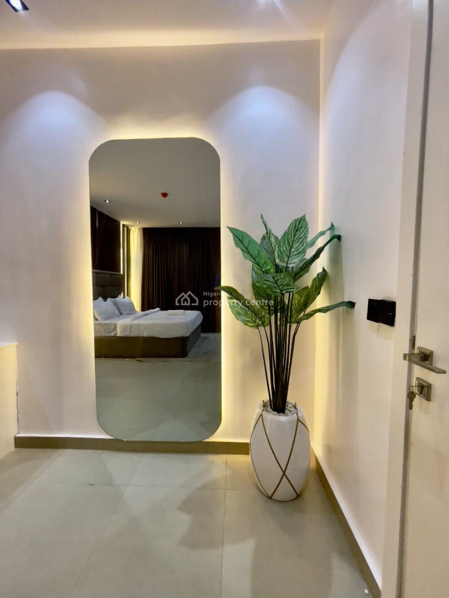 Luxury 1 Bedroom Waterfront Apartment, Lekki, Lekki Phase 1, Lekki, Lagos, Mini Flat (room and Parlour) Short Let