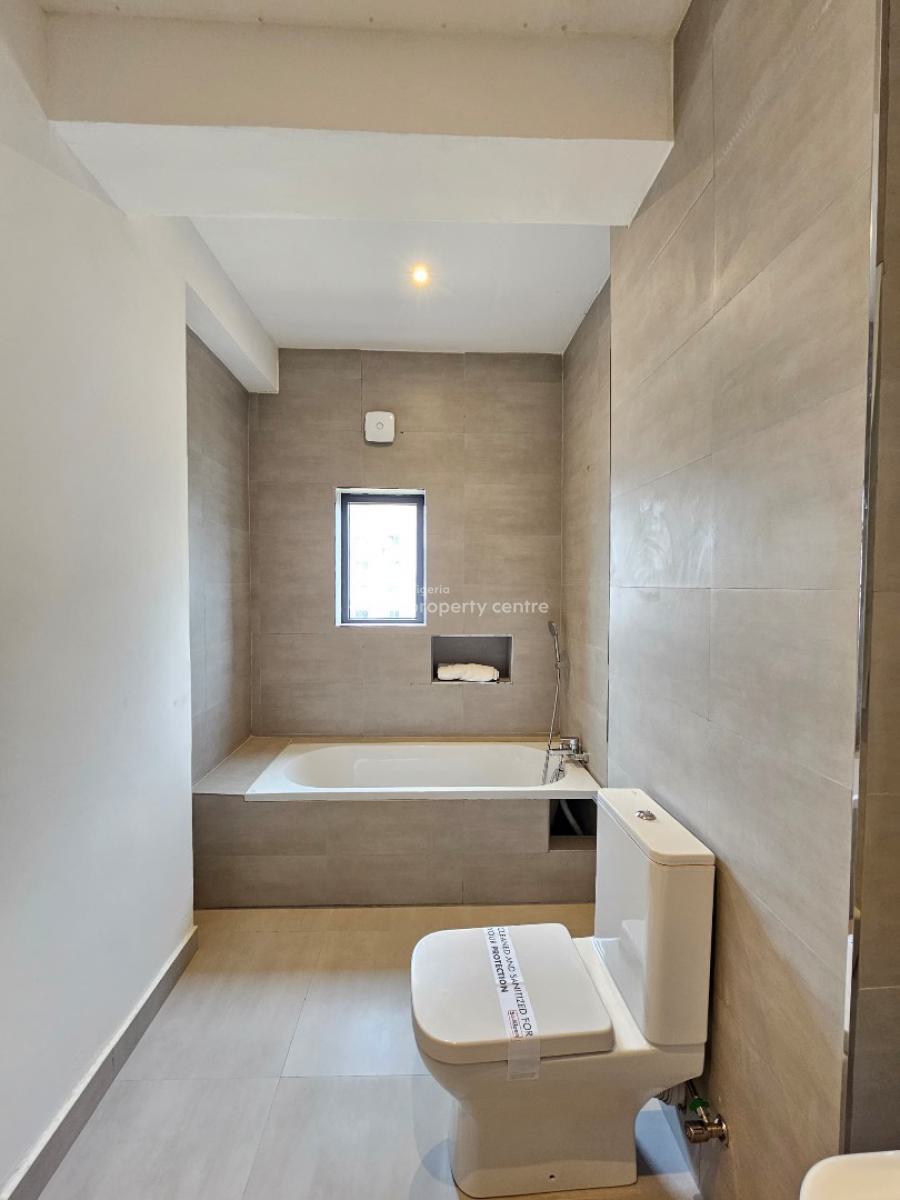 Quality 2 Bedroom Apartment with Bq in a Secure Estate, Lekki Phase 1, Lekki, Lagos, Flat / Apartment for Sale