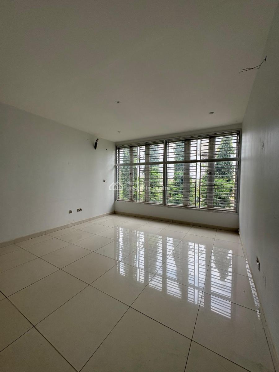 Property Description 5-bedroom Semi-detached Duplex with a Penthouse, Lokogoma District, Abuja, Semi-detached Duplex for Sale