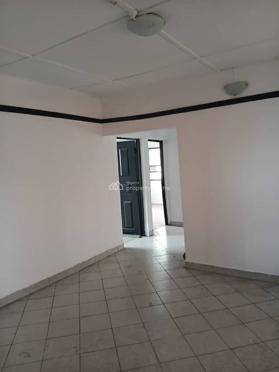 Decent 3 Bedroom Apartment, Opebi, Ikeja, Lagos, Flat / Apartment for Rent