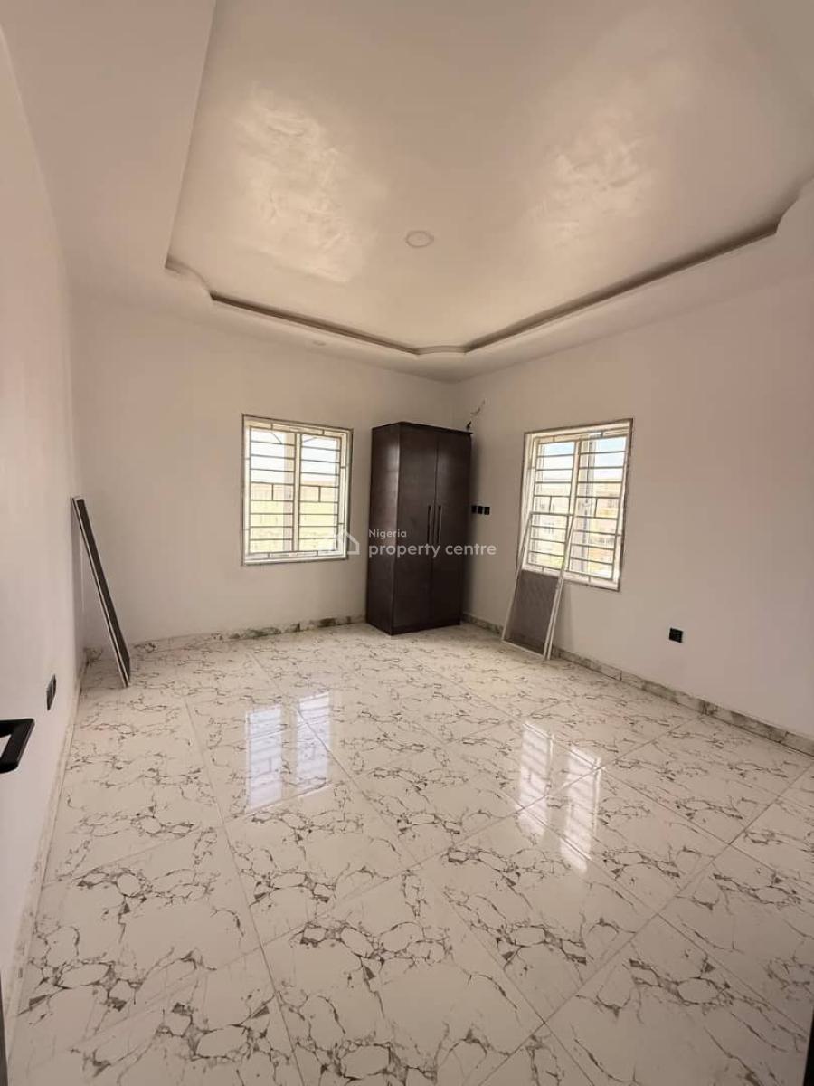 3bedrooms Block of Flat, Main in an Estate, Wuye, Abuja, Flat / Apartment for Rent