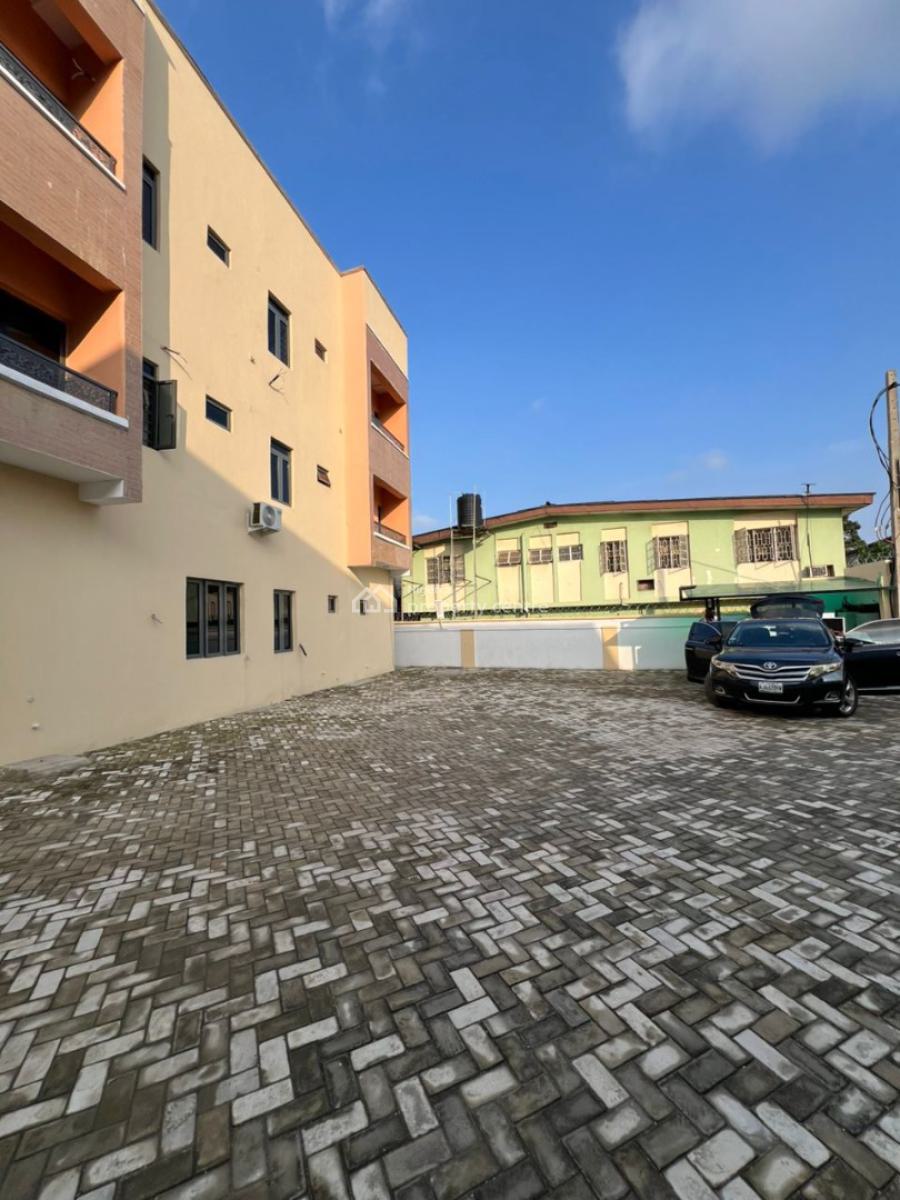 Beautiful 2 Bedroom Apartment, Ikeja, Lagos, Block of Flats for Sale