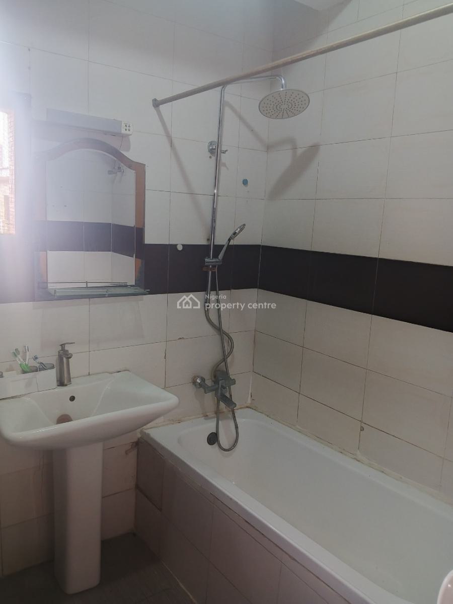 3 Bedrooms Tastefully Finished Flat with Bq in a High Rise Building, Off Ajose Adeogun St, Victoria Island Extension, Victoria Island (vi), Lagos, Flat / Apartment for Rent