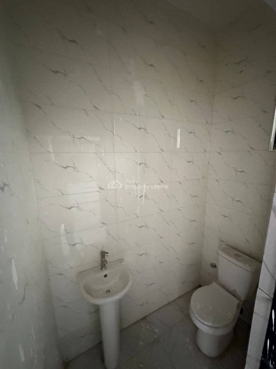 Brand New 3 Bedroom Apartment, Off Abraham Adesanya, Lekki Phase 2, Lekki, Lagos, Flat / Apartment for Sale