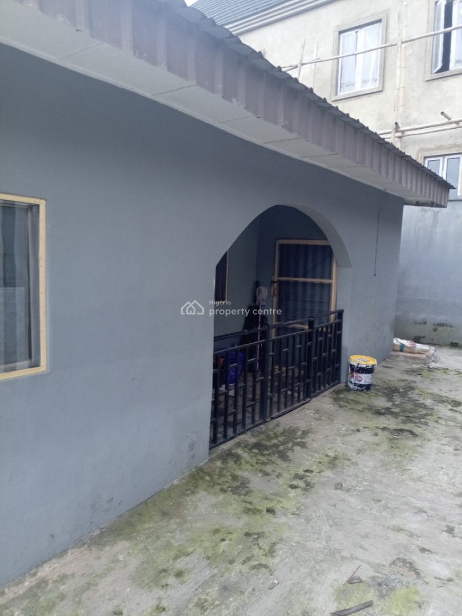 5 Bedroom Duplex with 2 Units of Room and Parlor with a Unit of 2 Bedr, Tyre Bus Stop, Airport, Alakia, Ibadan, Oyo, Detached Duplex for Sale