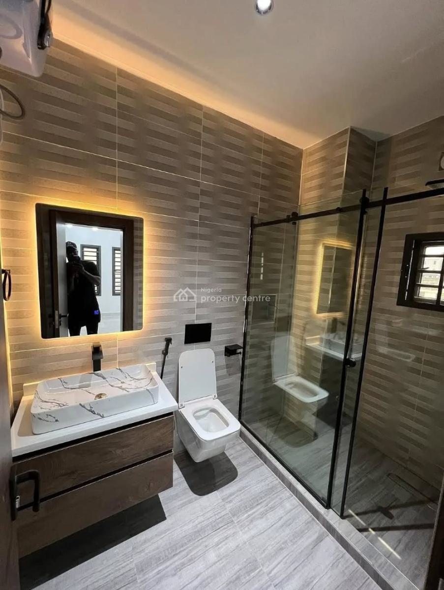 Smart 3 Bedrooms Apartment, Close to Mobile Gas Station, Mabushi, Abuja, Flat / Apartment for Sale