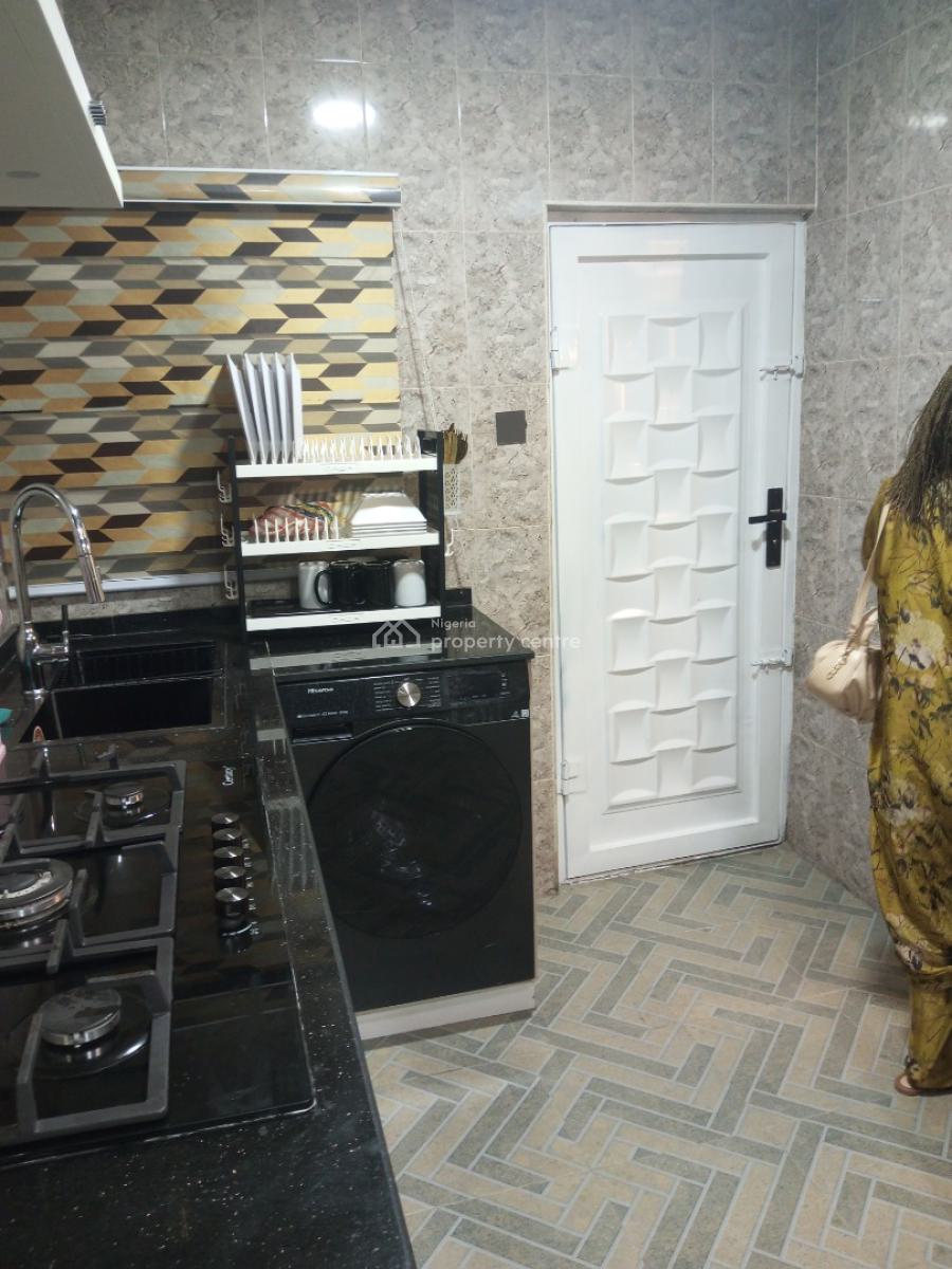 Luxury 3bedroom Flat, Off Awolowo Way Ikeja T, Ikeja, Lagos, Flat / Apartment for Sale