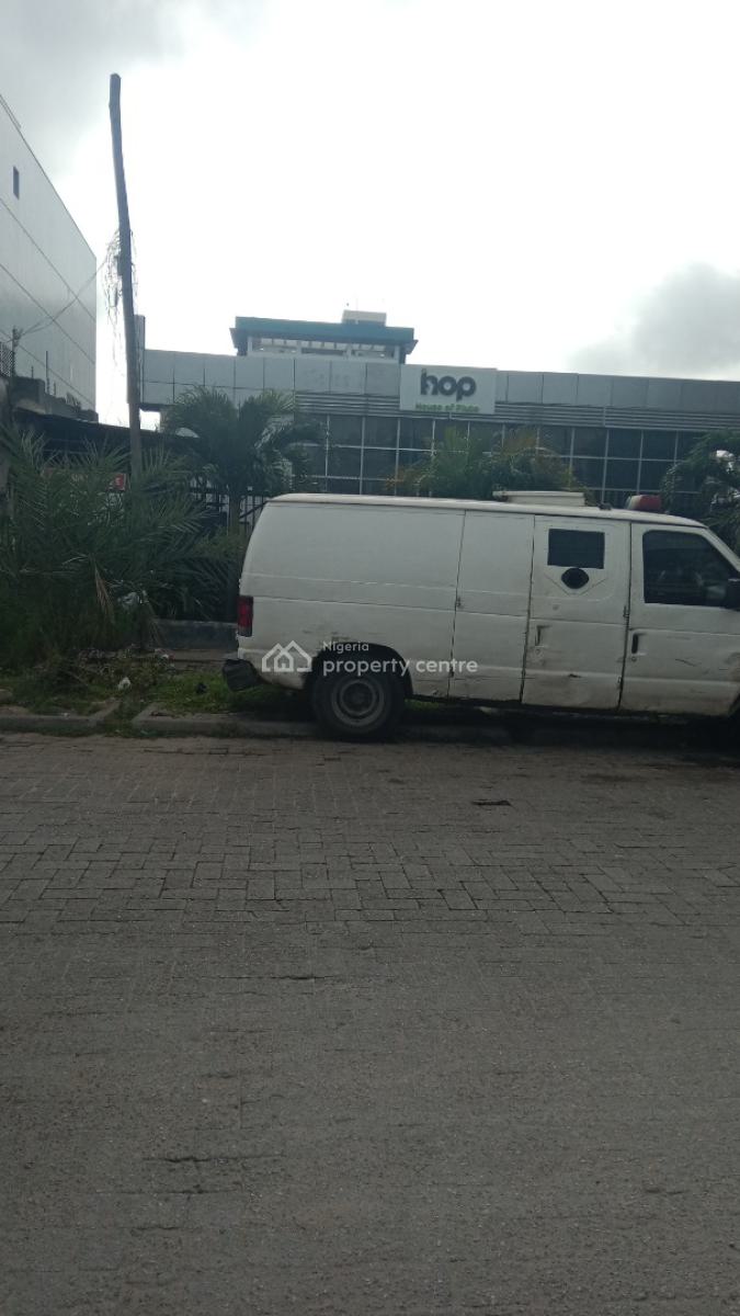 Twin Duplex on 3232sqm Good for Restaurant Lounge Etc, Victoria Island (vi), Lagos, Plaza / Complex / Mall for Sale