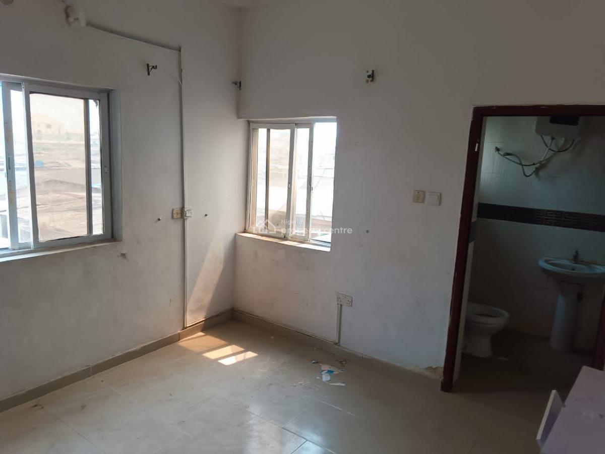 2 Bedroom Apartment, Chevron, Lekki, Lagos, Flat / Apartment for Sale