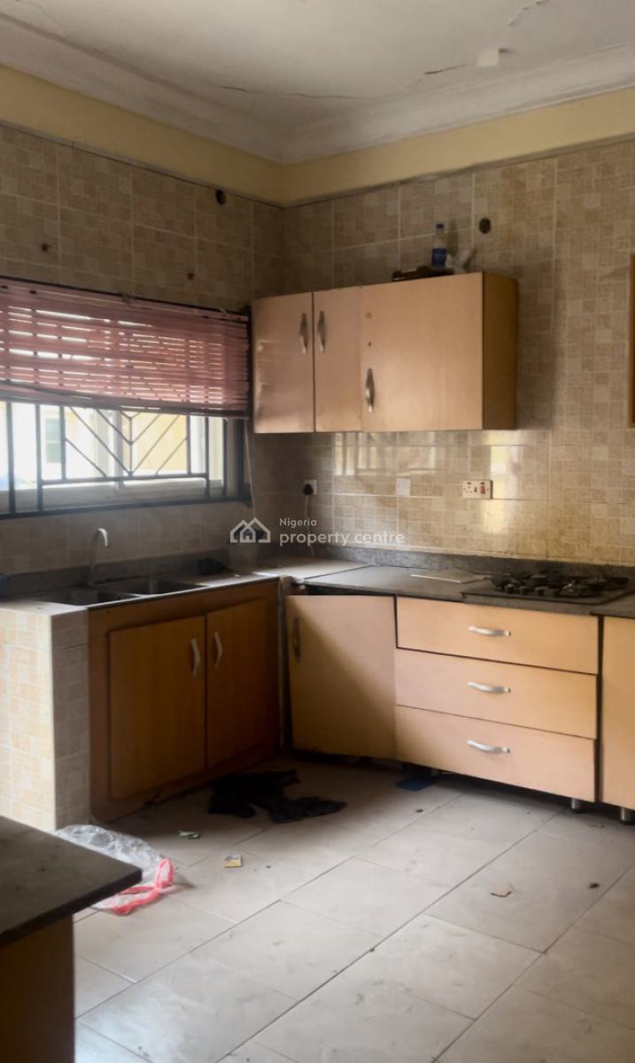4bedroom Terrace Duplex, Royal Garden Estate, Ajah, Lagos, Terraced Duplex for Sale
