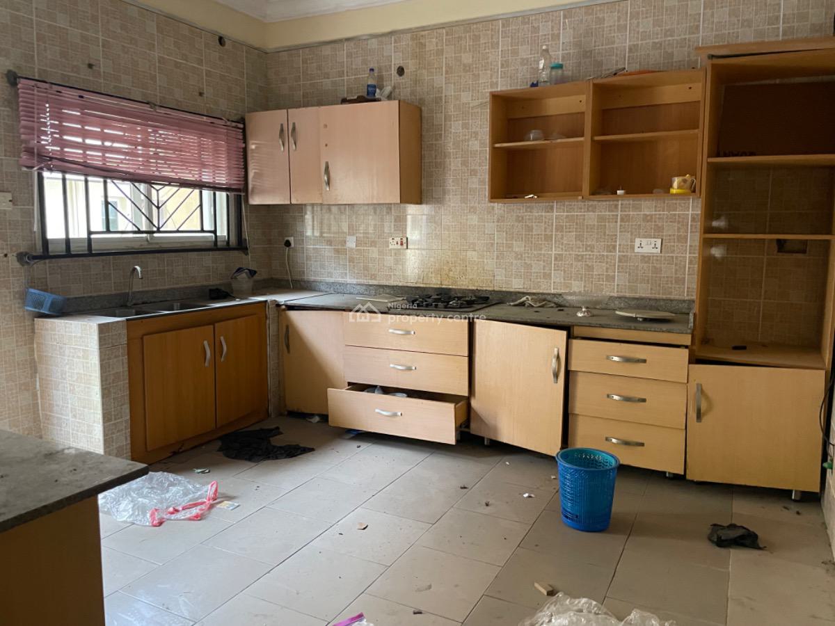 4bedroom Terrace Duplex, Royal Garden Estate, Ajah, Lagos, Terraced Duplex for Sale