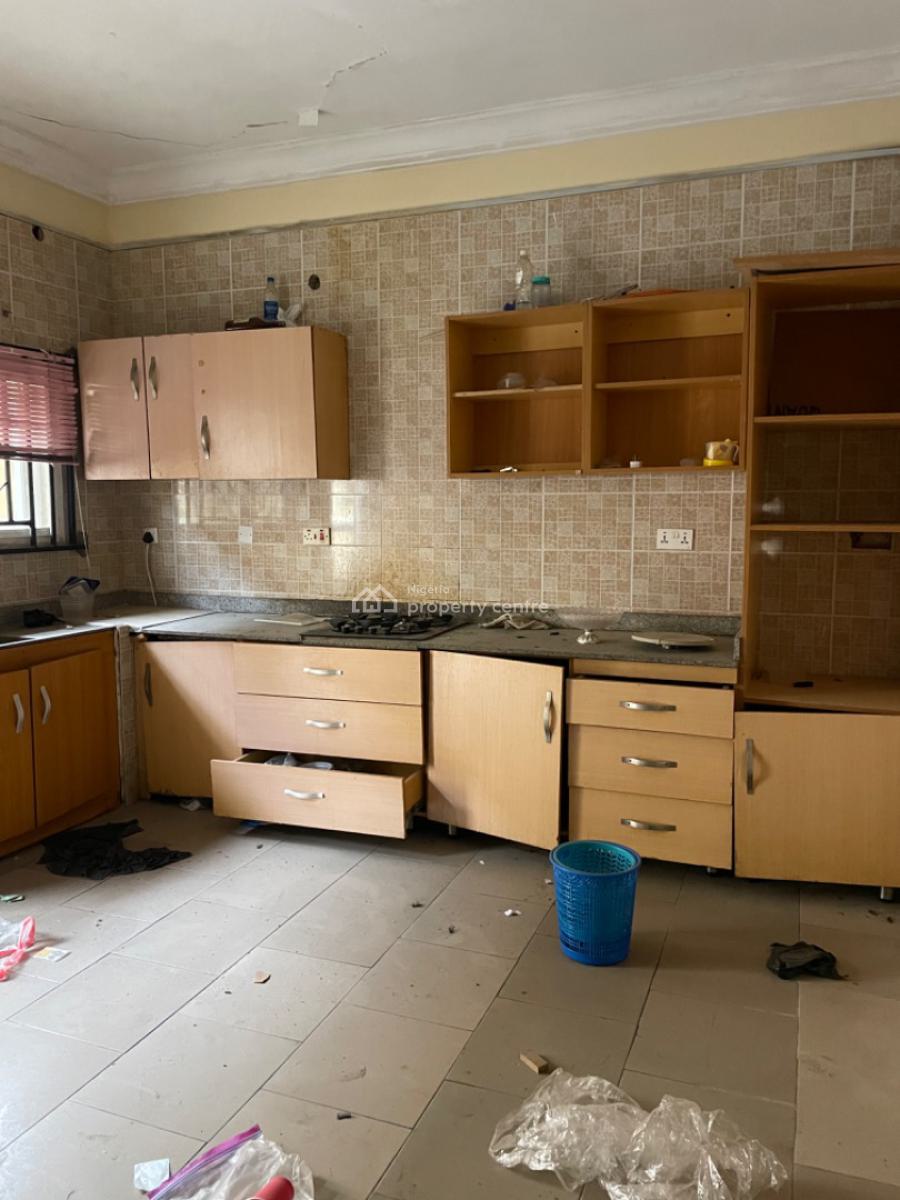 4bedroom Terrace Duplex, Royal Garden Estate, Ajah, Lagos, Terraced Duplex for Sale