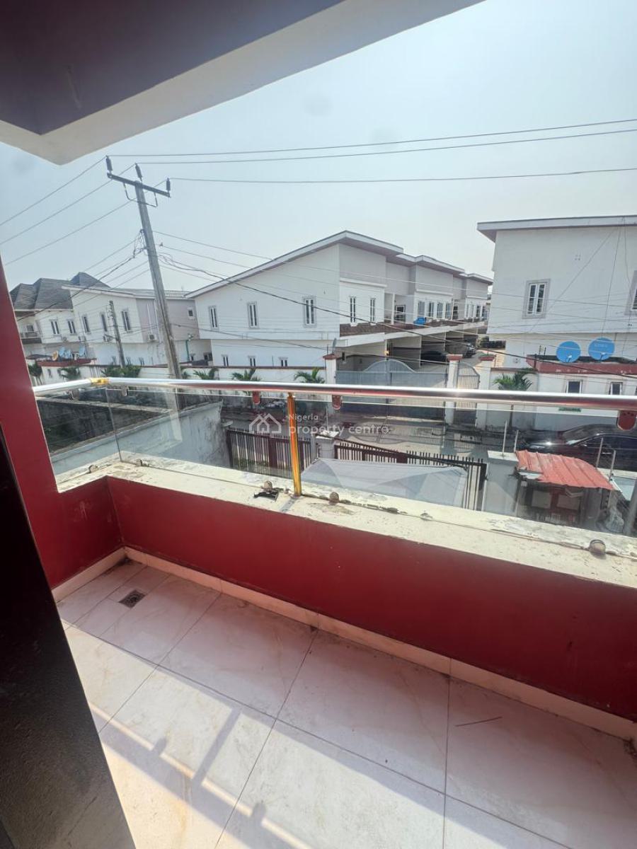 Shared Master Bedroom Apartment at Orchid Road, Shared Master Bedroom Apartment at Van Daniels, Lekki, Lagos, House for Rent