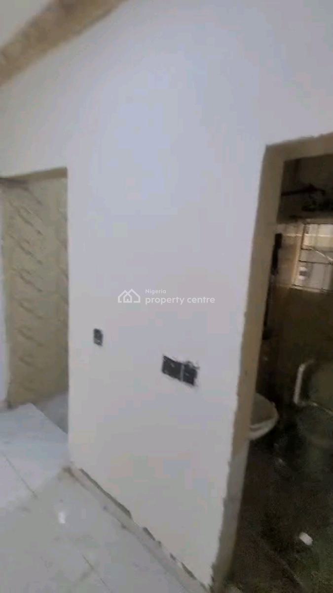 Relatively New Mini Flat with Model Facility in a Lovely Environment, Tapa Street Off Abeokuta Street,ebute Metta, Yaba, Lagos, Mini Flat (room and Parlour) for Rent