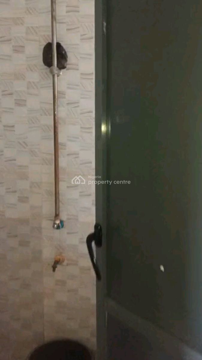 Mini Flat, Adekunle, Yaba, Lagos, Mini Flat (room and Parlour) for Rent