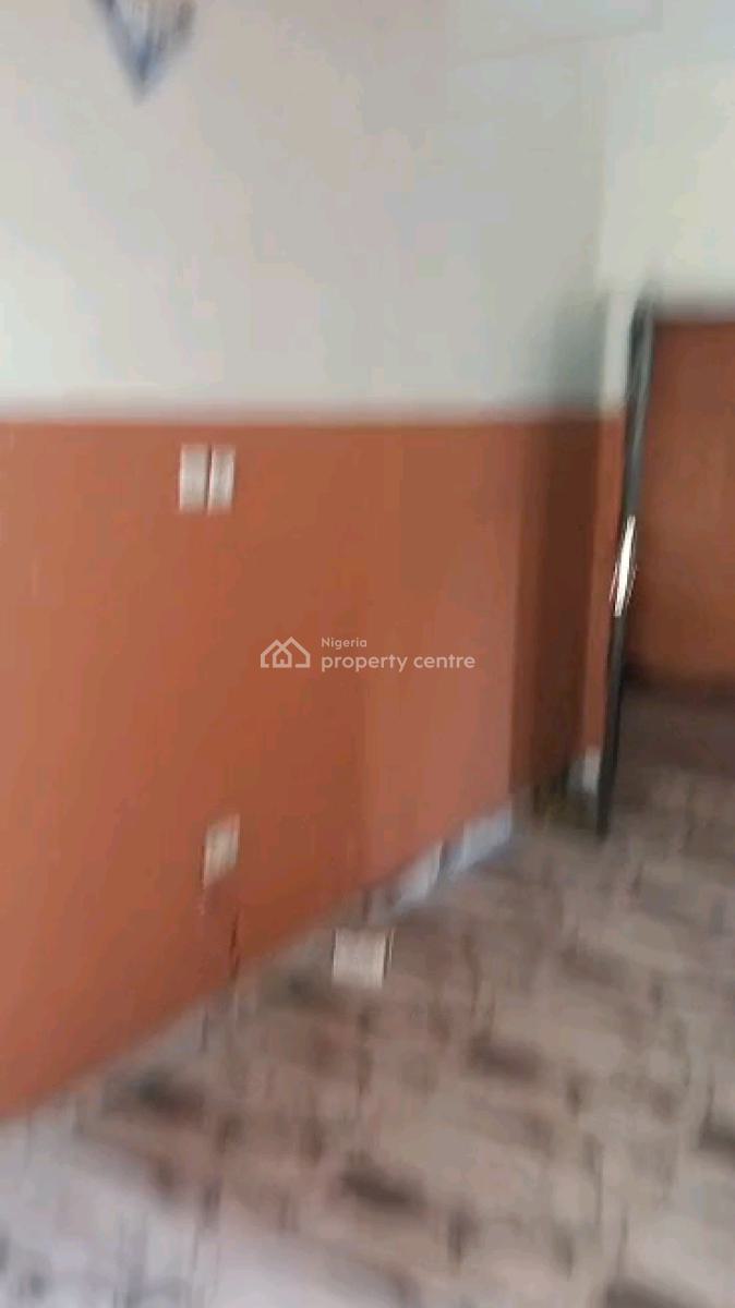 Mini Flat, Adekunle, Yaba, Lagos, Mini Flat (room and Parlour) for Rent