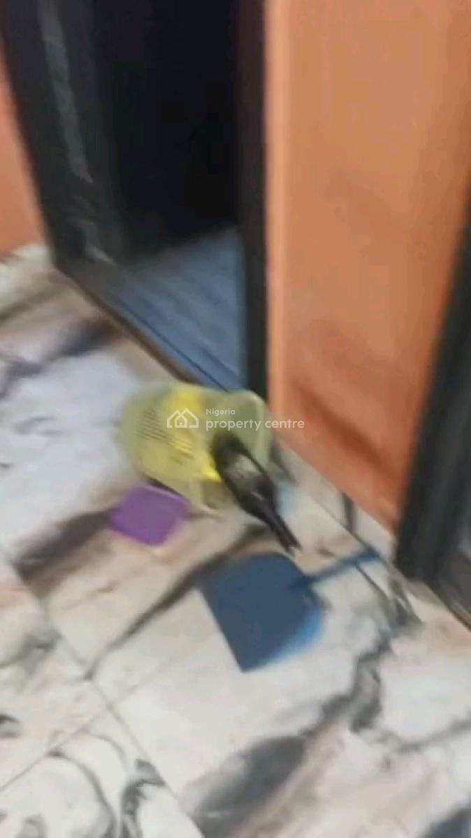 Mini Flat, Adekunle, Yaba, Lagos, Mini Flat (room and Parlour) for Rent