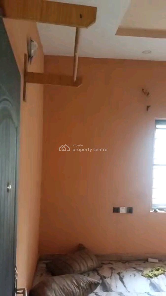 Mini Flat, Adekunle, Yaba, Lagos, Mini Flat (room and Parlour) for Rent