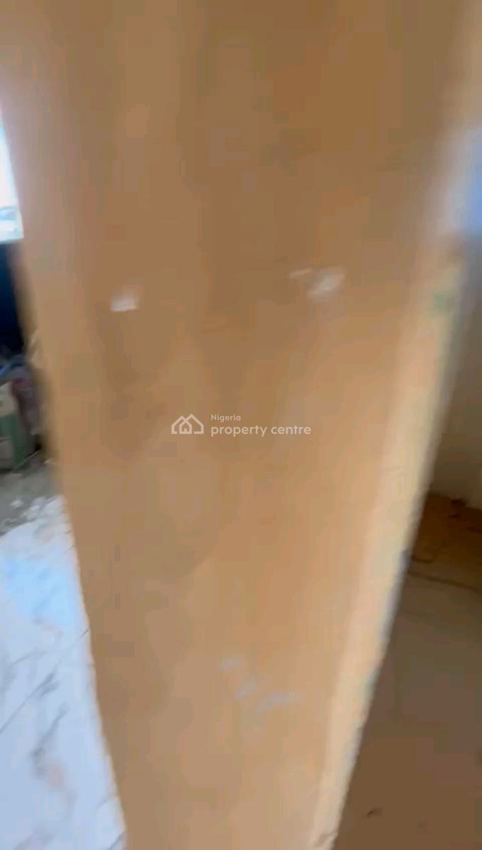 Standard and Executive  Two Bedroom Flat, Abeokuta Street, Adekunle, Yaba, Lagos, Flat / Apartment for Rent
