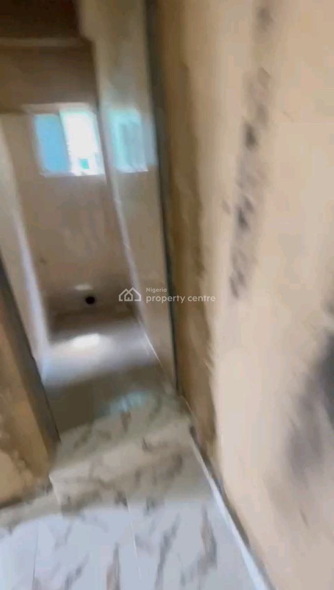 Standard and Executive  Two Bedroom Flat, Abeokuta Street, Adekunle, Yaba, Lagos, Flat / Apartment for Rent
