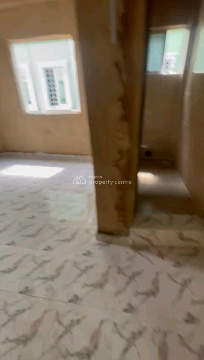 Standard and Executive  Two Bedroom Flat, Abeokuta Street, Adekunle, Yaba, Lagos, Flat / Apartment for Rent