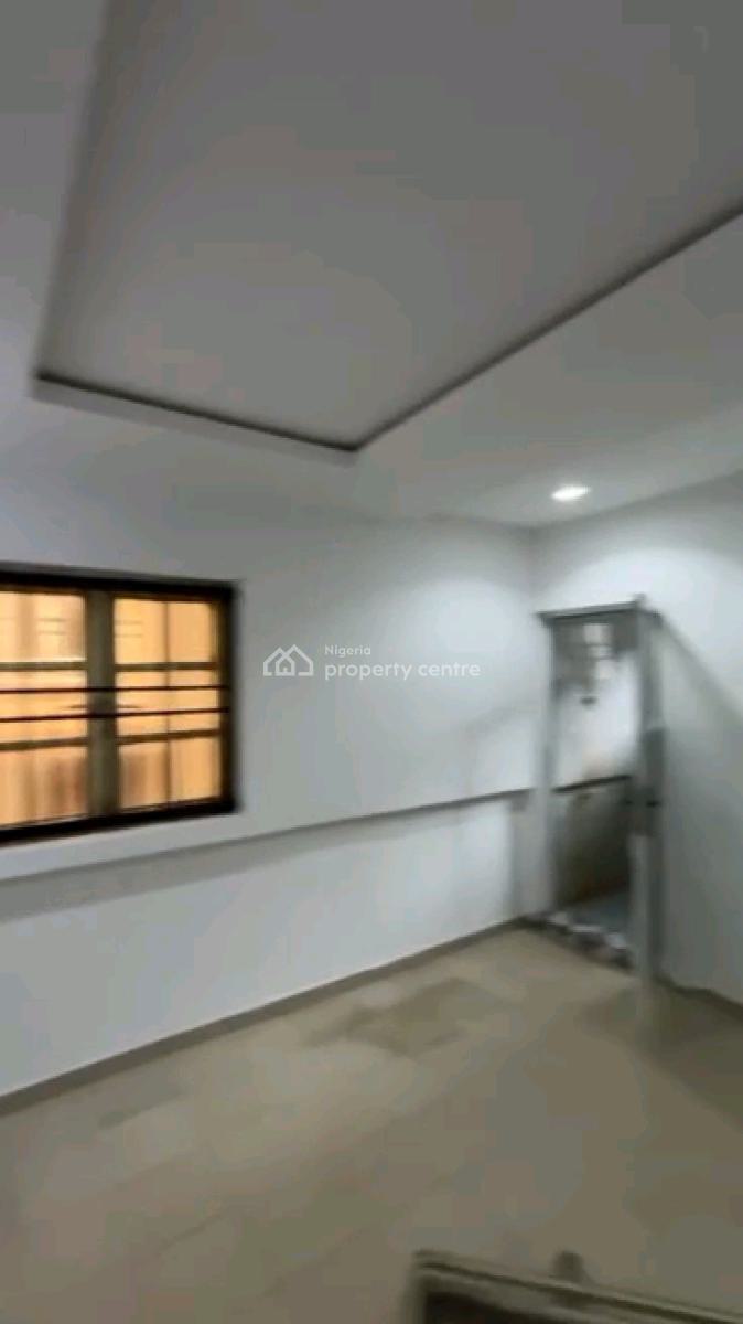 Decent and Renovated 2 Bedroom Flat with 2 Toilets / Bathrooms, Pop, Gra, Ogudu, Lagos, Flat / Apartment for Rent
