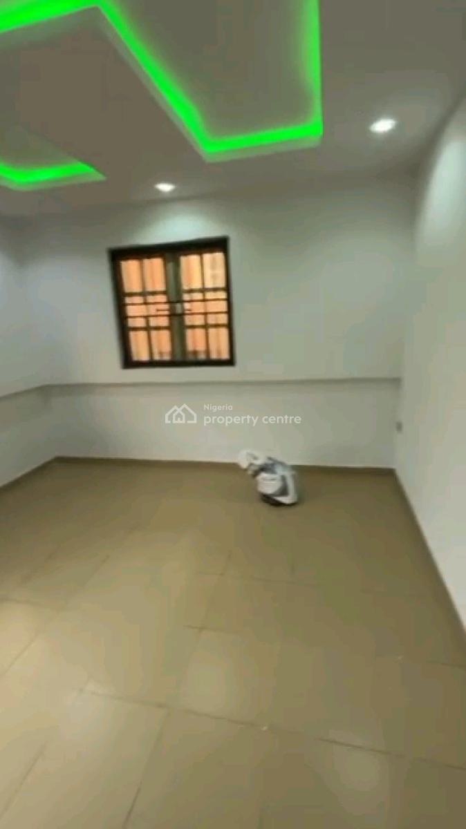 Decent and Renovated 2 Bedroom Flat with 2 Toilets / Bathrooms, Pop, Gra, Ogudu, Lagos, Flat / Apartment for Rent