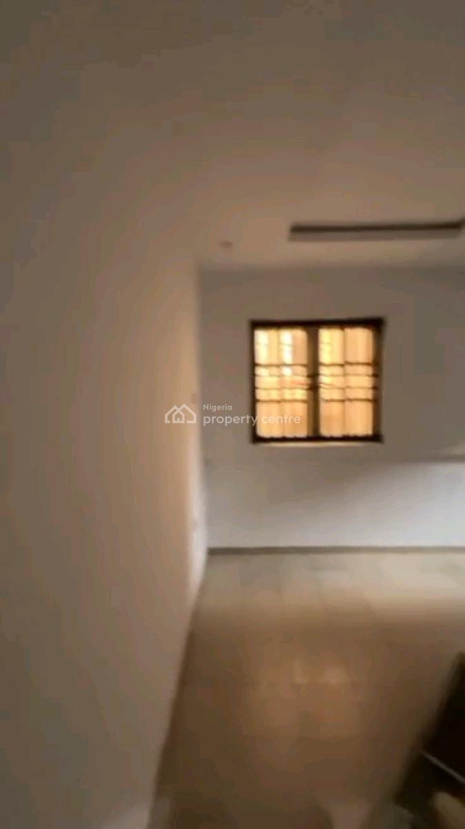 Decent and Renovated 2 Bedroom Flat with 2 Toilets / Bathrooms, Pop, Gra, Ogudu, Lagos, Flat / Apartment for Rent