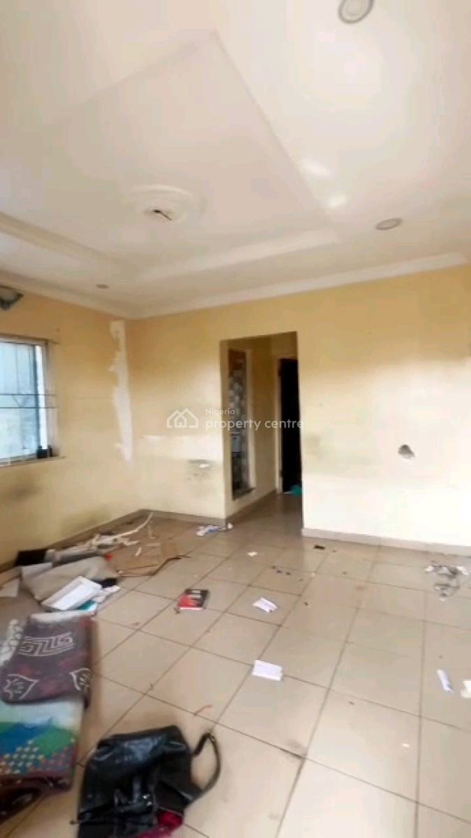 Executive,  Very Decent,  Standard and Nice Miniflat, Shomolu, Lagos, Mini Flat (room and Parlour) for Rent