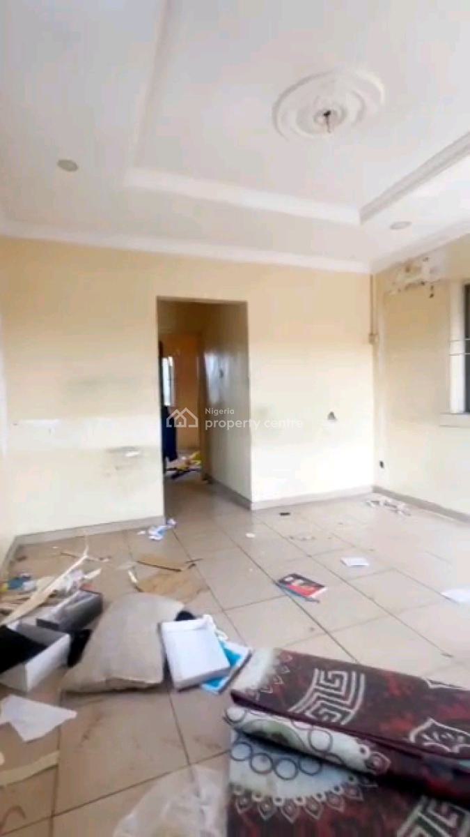 Executive,  Very Decent,  Standard and Nice Miniflat, Shomolu, Lagos, Mini Flat (room and Parlour) for Rent