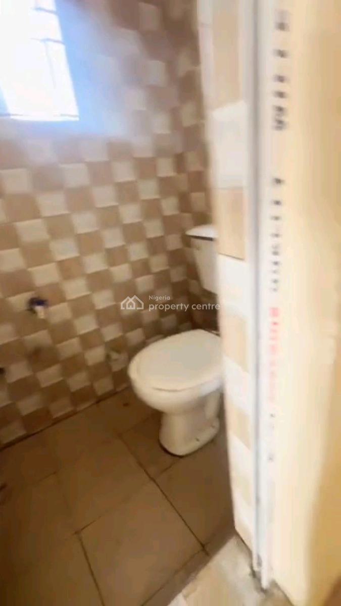 Executive,  Very Decent,  Standard and Nice Miniflat, Shomolu, Lagos, Mini Flat (room and Parlour) for Rent