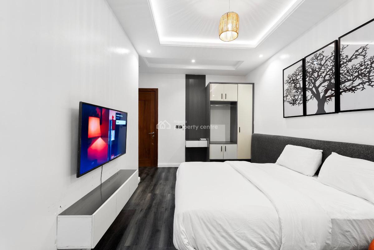 Lovely 2-bedroom Smart Maisonette Apartment with Ps5, Pool & Snooker, Off Freedom Way, Lekki Phase 1, Lekki, Lagos, House Short Let