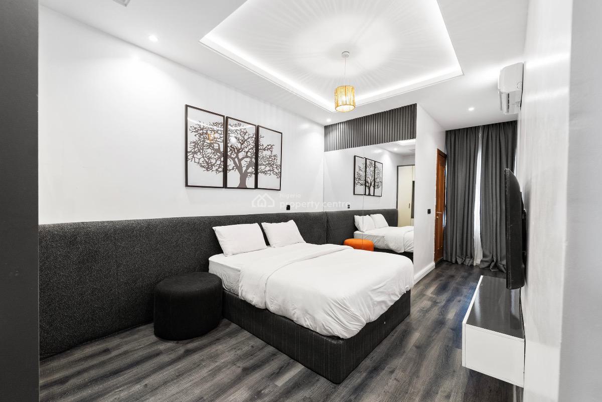 Lovely 2-bedroom Smart Maisonette Apartment with Ps5, Pool & Snooker, Off Freedom Way, Lekki Phase 1, Lekki, Lagos, House Short Let