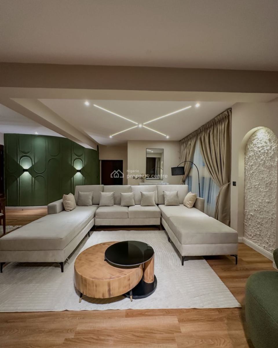Spacious Stunning 3 Bedroom Apartment in a Secured Estate, Lekki, Lagos, House Short Let