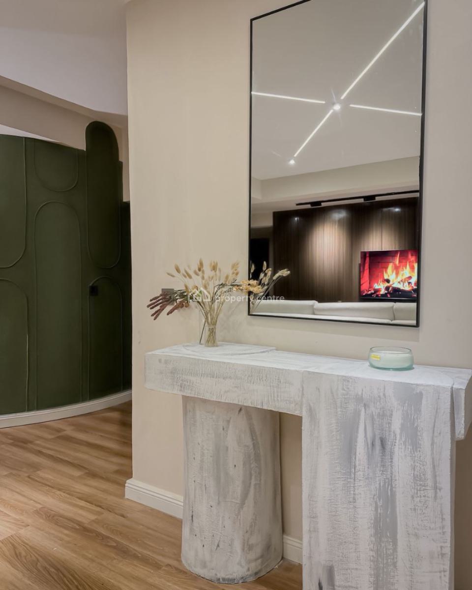 Spacious Stunning 3 Bedroom Apartment in a Secured Estate, Lekki, Lagos, House Short Let