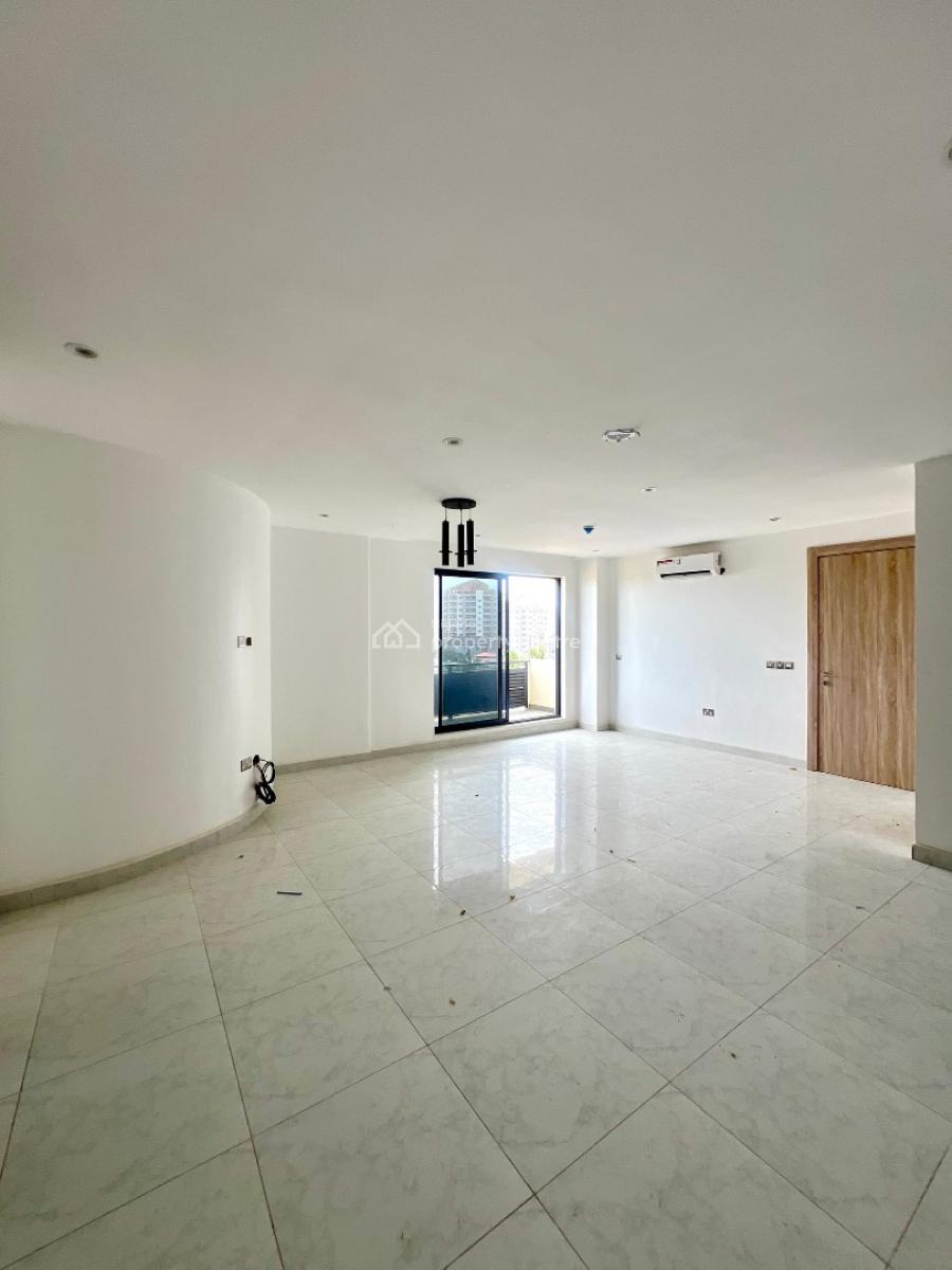 Spacious & Sophisticated 2bed Apartment with a Bq Bq, Victoria Island (vi), Lagos, Block of Flats for Sale