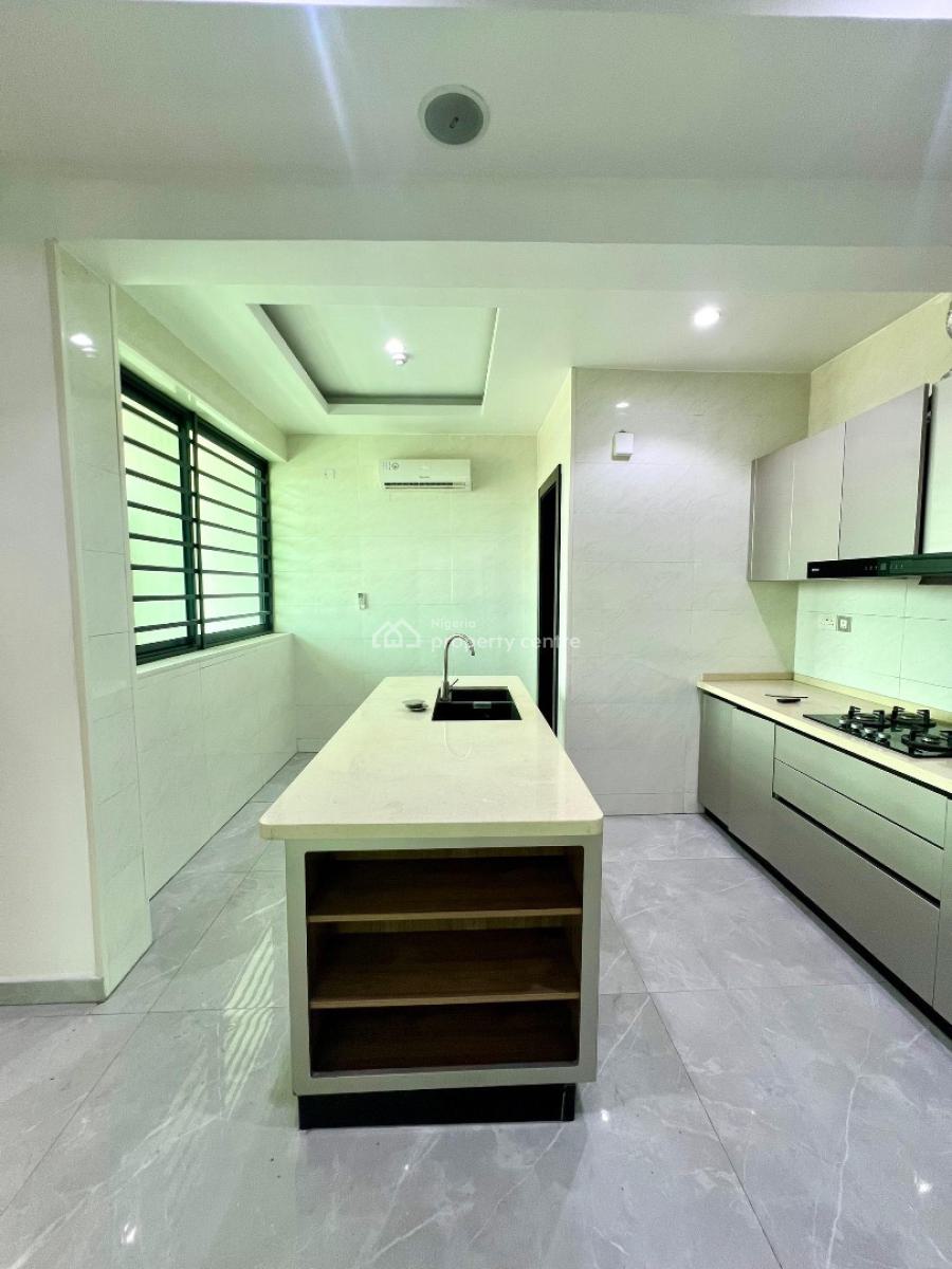 Newly Built 4bedroom Penthouse with a Pool,gym, Elevator, Ikoyi, Lagos, Ikoyi, Lagos, Block of Flats for Sale