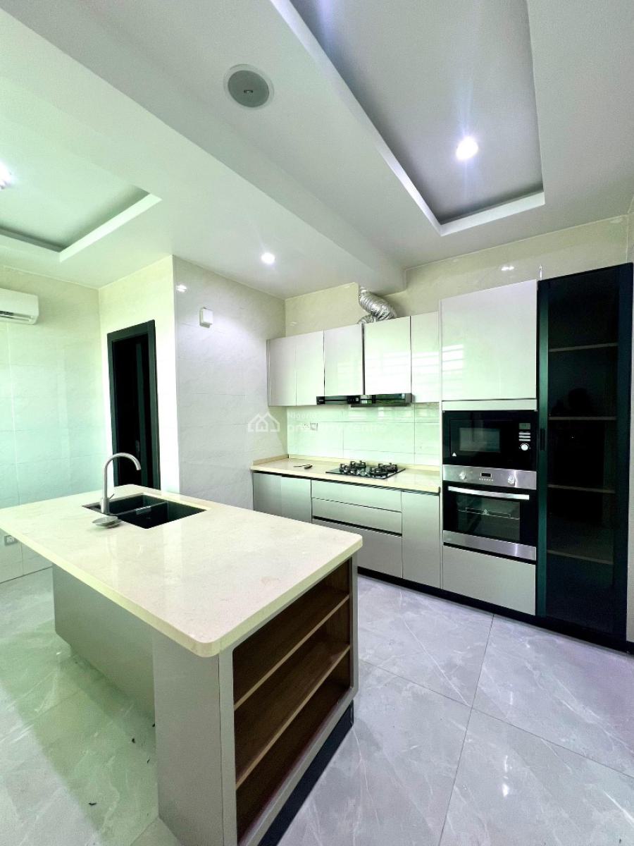 Newly Built 4bedroom Penthouse with a Pool,gym, Elevator, Ikoyi, Lagos, Ikoyi, Lagos, Block of Flats for Sale