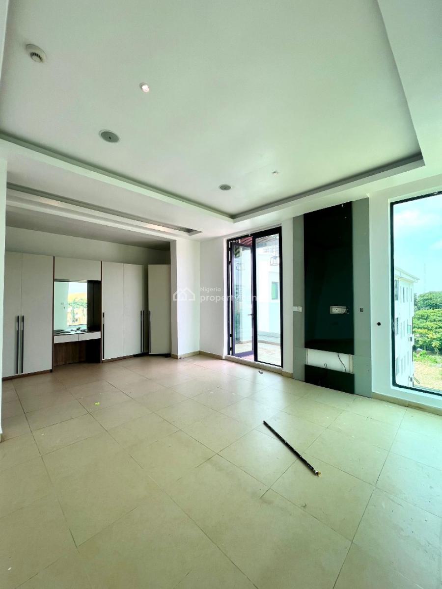 Newly Built 4bedroom Penthouse with a Pool,gym, Elevator, Ikoyi, Lagos, Ikoyi, Lagos, Block of Flats for Sale