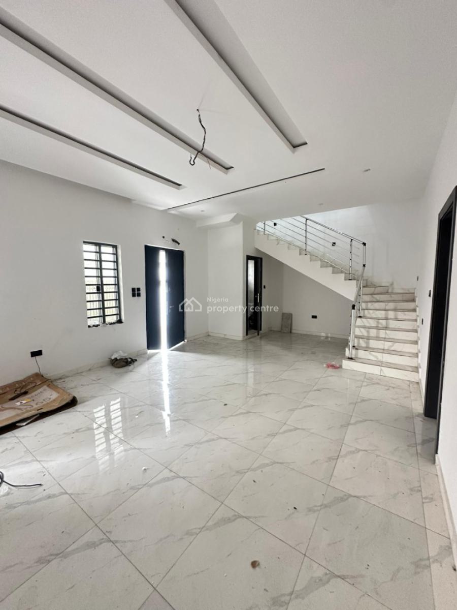Well-designed 3-bedroom Semi-detached Duplex with Bq, Lbs, Ajah, Lagos, Semi-detached Duplex for Sale