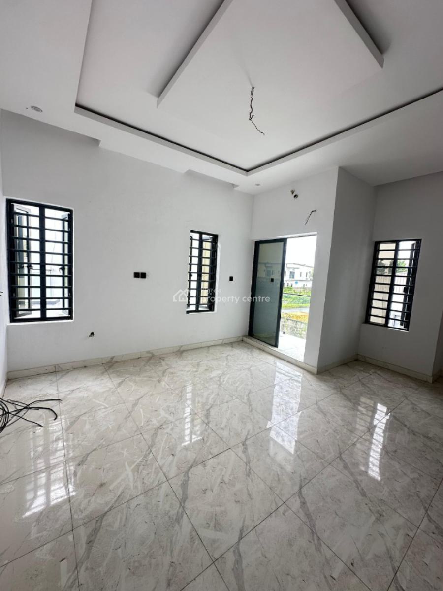 Well-designed 3-bedroom Semi-detached Duplex with Bq, Lbs, Ajah, Lagos, Semi-detached Duplex for Sale