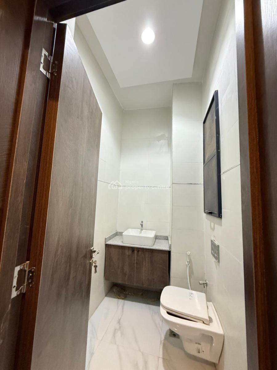Luxury 3 Bedroom Flat, Guzape District, Abuja, Flat / Apartment for Sale