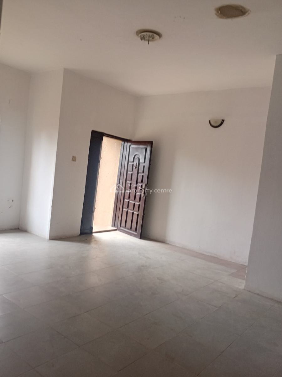 Standard 2 Bedroom Apartment, 16 Goodluck Street, Royal Palmwill Estate, Badore, Ajah, Lagos, Flat / Apartment for Rent