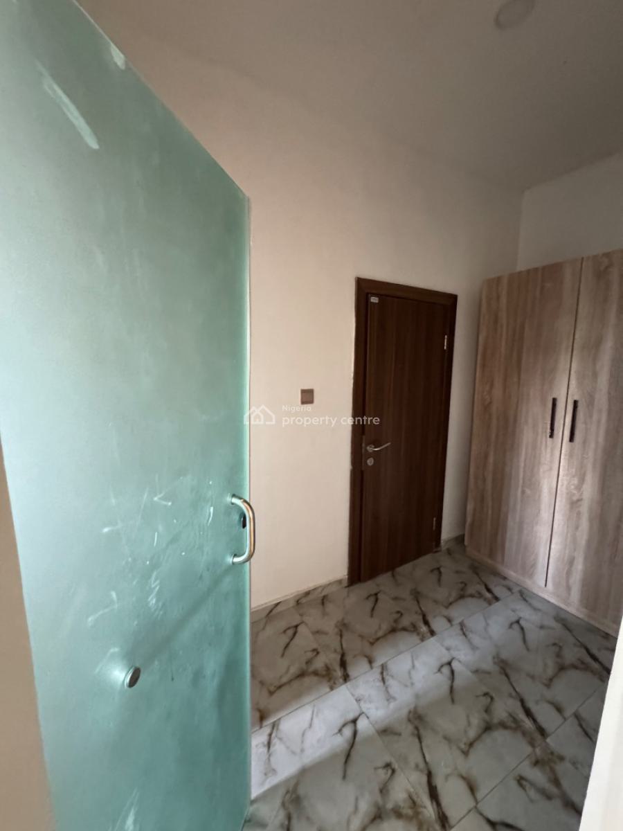 Sharp 2 Bedroom Flat, Lekki Scheme 2, Ajah, Lagos, Flat / Apartment for Rent