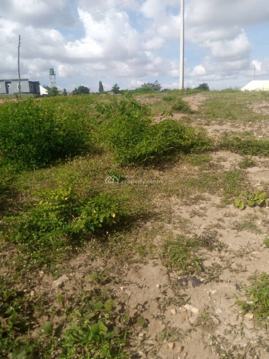 4 Bedroom Fully Detached Penthouse, After Gilmore Yard By The Left, Behind Royal Palm Estate, Guzape District, Abuja, Residential Land for Sale