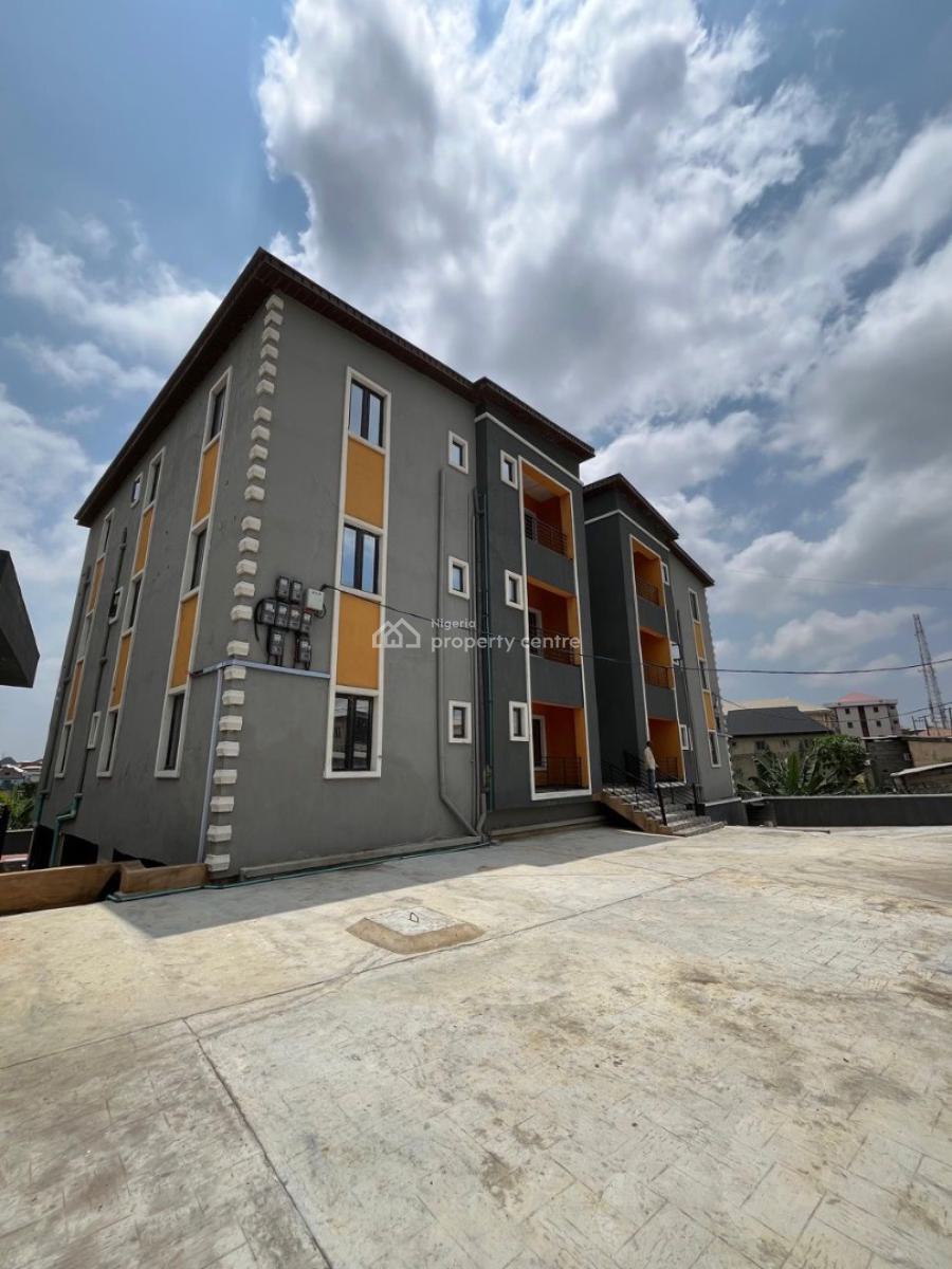 Luxury Built  3 Bedroom Apartment, Gbagada, Lagos, Block of Flats for Sale